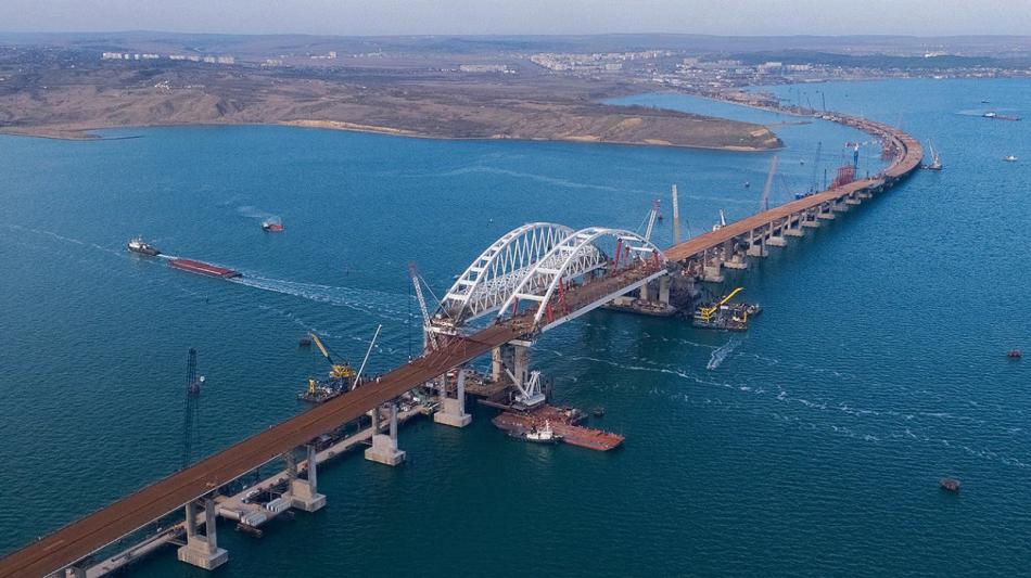 16 мая Крымский мост откроют для автомобилистов
